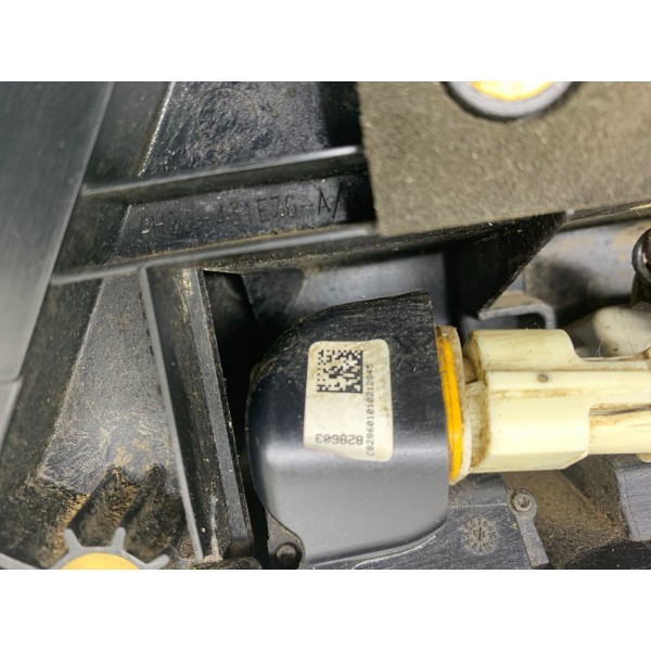 Moldura Luz De Placa Maçaneta Câmera Discovery 4 2013 1041