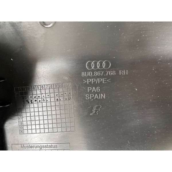 Acabamento Coluna Banco Traseiro Direito Audi Q3 2014