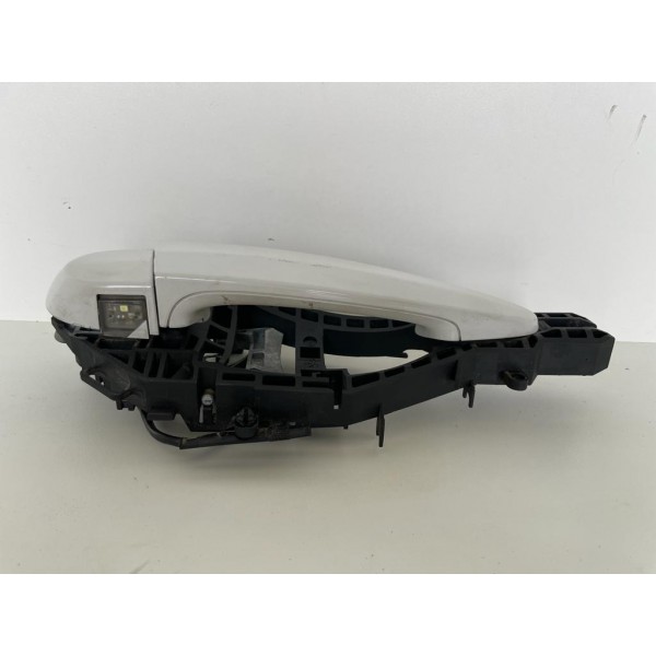 Maçaneta Externa Traseira Direita Bmw 320i 2013 220 Prateado Traseira