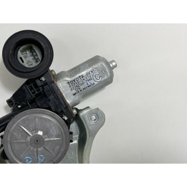 Máquina Vidro Dianteira Direita Hilux 2011 209