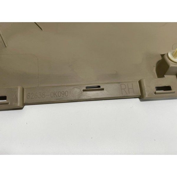 Acabamento Direito Coluna Porta Malas Hilux Sw4 2011 177