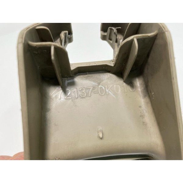 Tampa Dobradiça Dir. Banco Porta Malas Toyota Sw4  2011 1