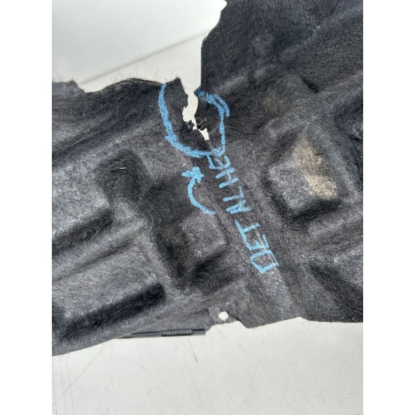 Para Barro Dianteiro Direito Audi Q3 2014 Com Detalhe