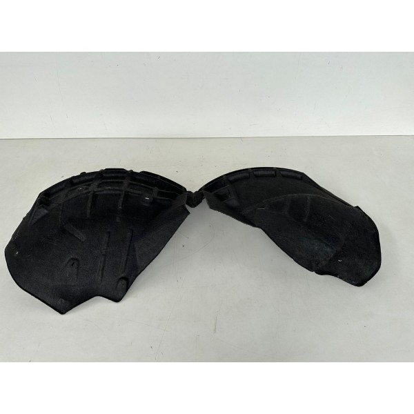 Para Barro Dianteiro Esquerdo Audi Q3 2014