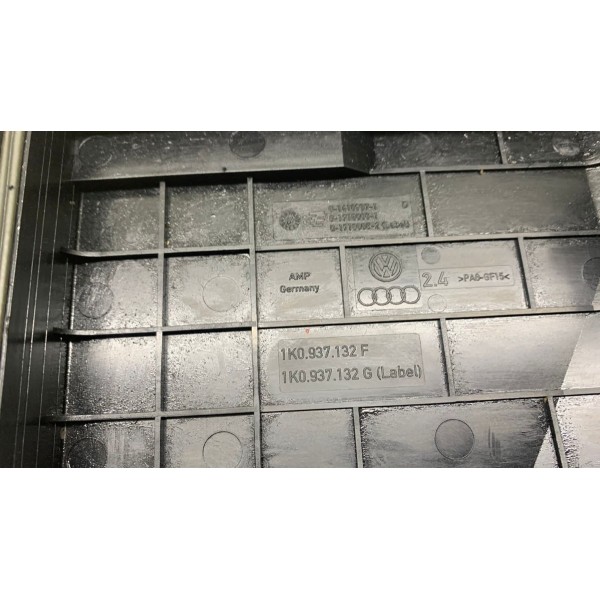 Tampa Da Caixa De Fusível Passat 2012 1k0937132 806