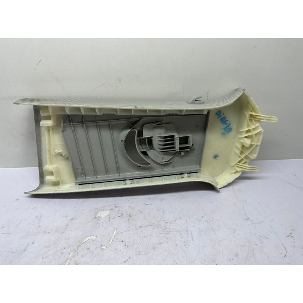 Acabamento Coluna Cinto Direito Audi Q3 2014 8u0867244 4746