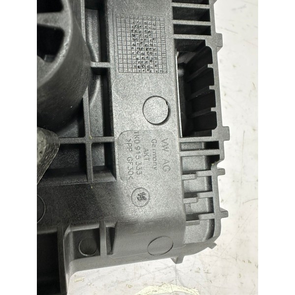 Suporte Caixa Bateria Audi Q3 2014 1k0915333 4985