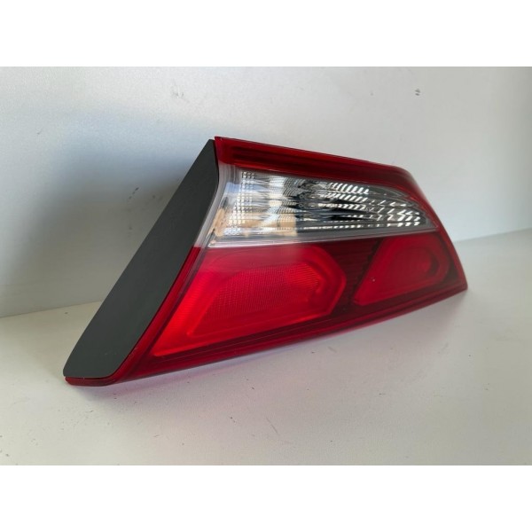 Lanterna Tampa Traseira Direita Elantra 2018 Lisa 488 Direito/passageiro