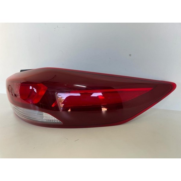 Lanterna Hyundai Elantra Direita 2018 Lisa 487