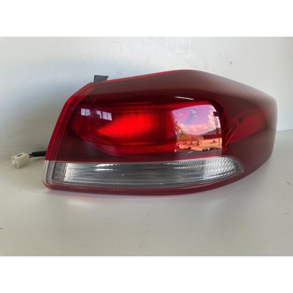 Lanterna Hyundai Elantra Direita 2018 Lisa 487