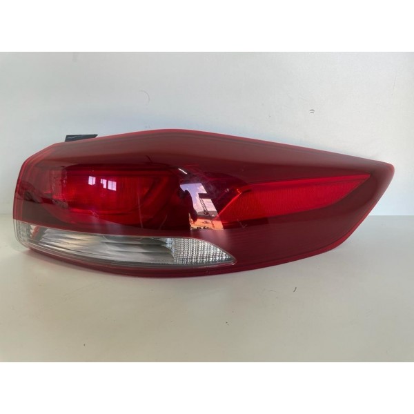 Lanterna Hyundai Elantra Direita 2018 Lisa 487