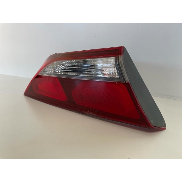 Lanterna Tampa Traseira Esquerda Elantra 2018 Lisa 486 Esquerdo/motorista