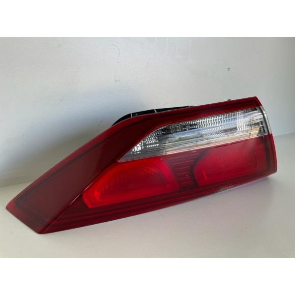 Lanterna Tampa Traseira Esquerda Elantra 2018 Lisa 486 Esquerdo/motorista