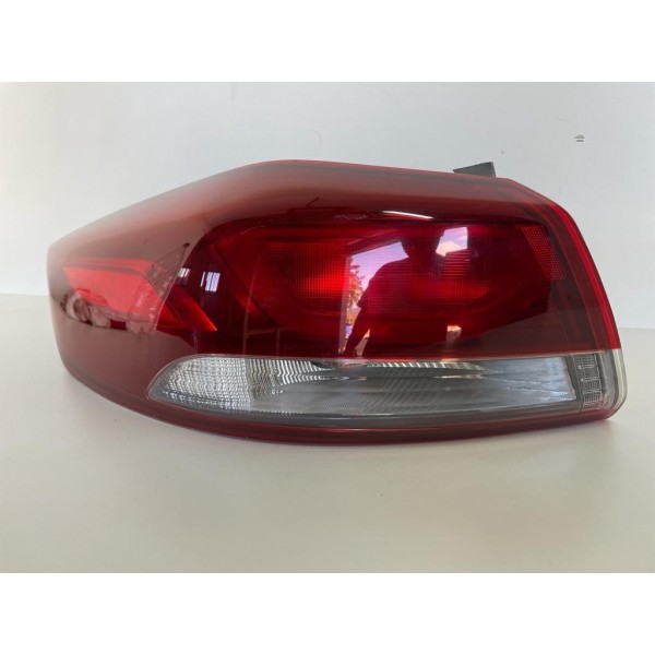Lanterna Hyundai Elantra Esquerda 2018 Lisa 485