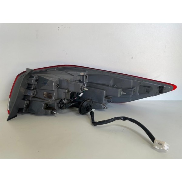 Lanterna Hyundai Elantra Esquerda 2018 Lisa 485