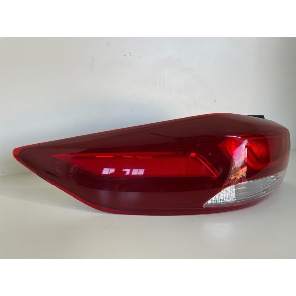 Lanterna Hyundai Elantra Esquerda 2018 Lisa 485