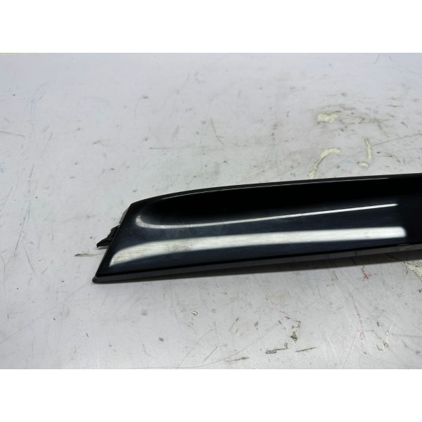Acabamento Esquerdo Tampa Traseira Audi Q3 2014 4741