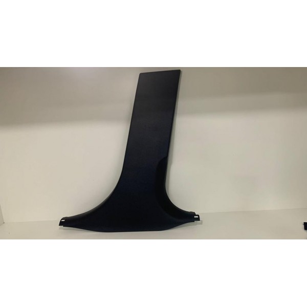 Acabamento Inferior Coluna Lado Direito Bmw 320i 2013 303