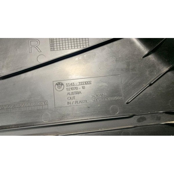 Acabamento Inferior Coluna Lado Direito Bmw 320i 2013 303