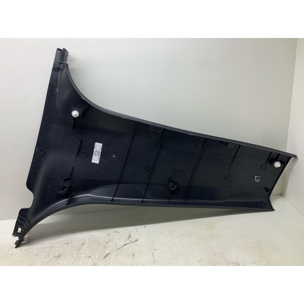 Acabamento Coluna Central L/dire Nissan Kicks Exclusive 2022