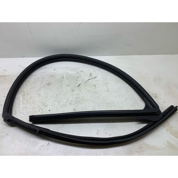 Borracha Vidro Dian/esquerdo Nissan Kicks Exclusive 2022 Preto