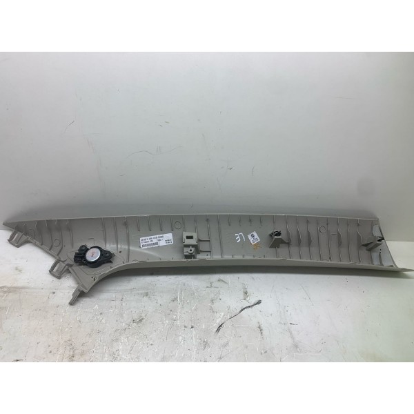 Acabamento Esquerdo Coluna Parabrisa Nissan Kicks 2022