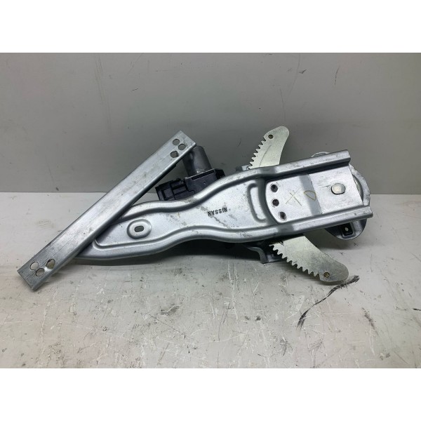 Máquina Vidro Tras/direito Nissan Kicks Exclusive 2022