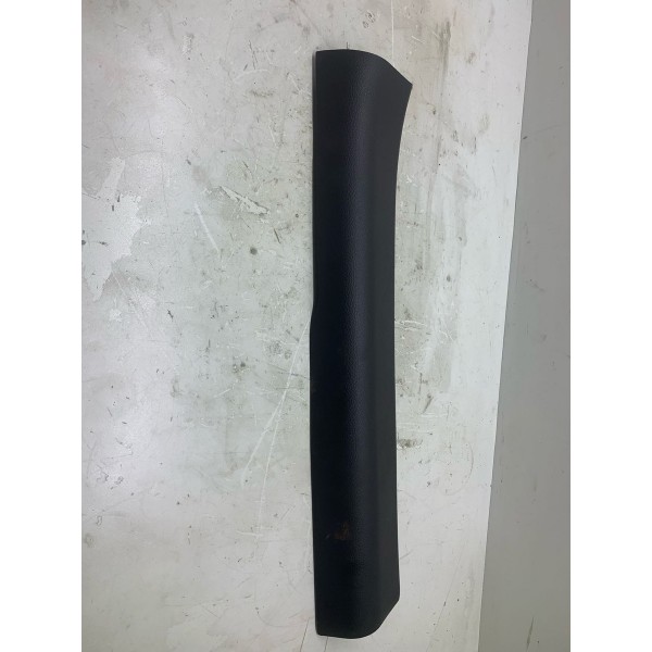 Soleira Porta Esquerda Nissan Kicks Exclusive 2022 Preto