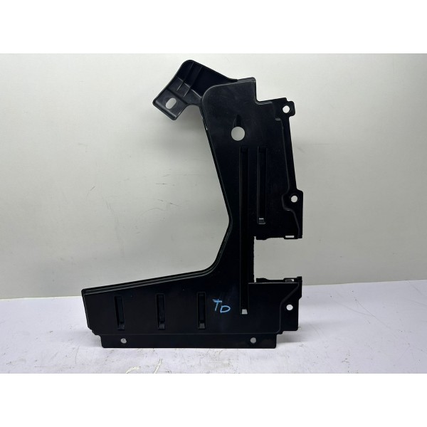 Protetor Assoalho Traseiro Direito Audii Q3 2014 8u0825216