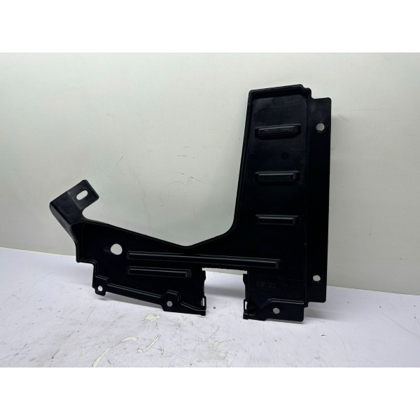 Protetor Assoalho Traseiro Direito Audii Q3 2014 8u0825216