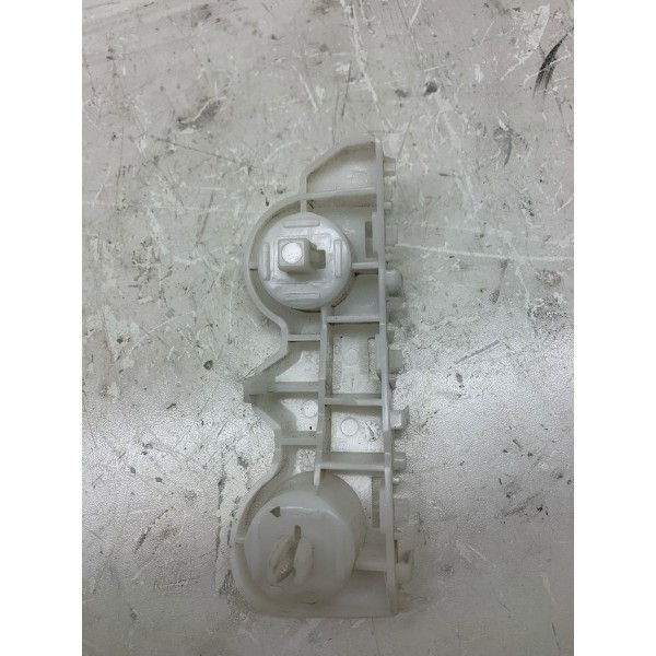 Guia Parachoque Dian/direito Nissan Kicks Exclusive 2022