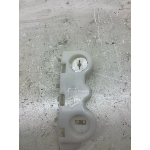 Guia Parachoque Dian/direito Nissan Kicks Exclusive 2022