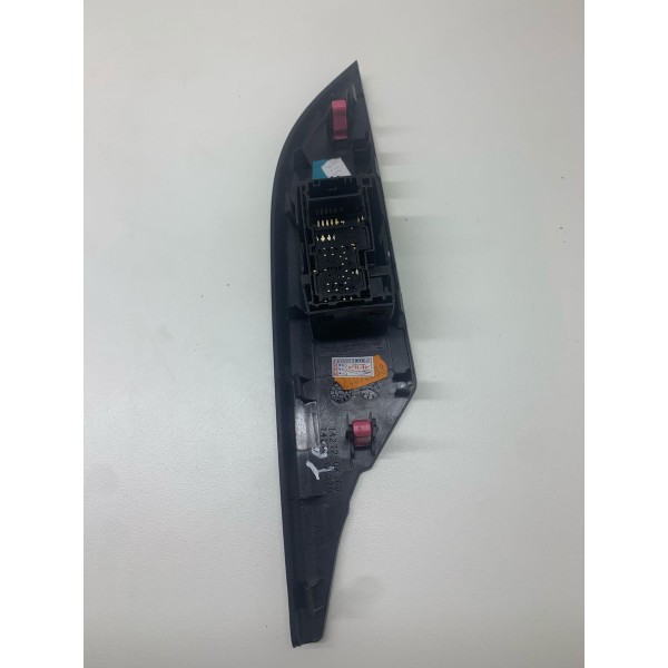 Comando Vidro Tras/esquerdo Toyota Hilux Srx 2022