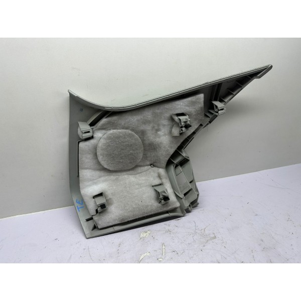 Acabamento Coluna Traseira Esquerda Audi Q3 2014 4691