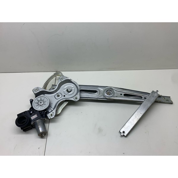 Máquina Vidro Dian/esquerdo Toyota Hilux Srx 2022