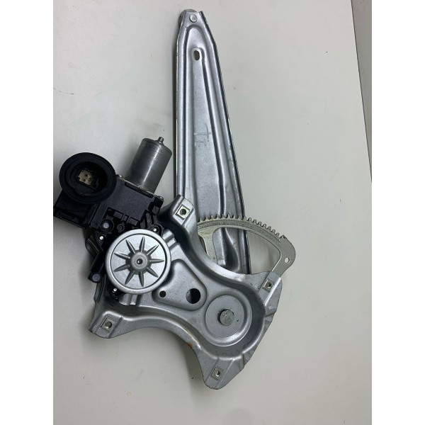 Máquina Vidro Tras/esquerda Toyota Hilux Srx 2022