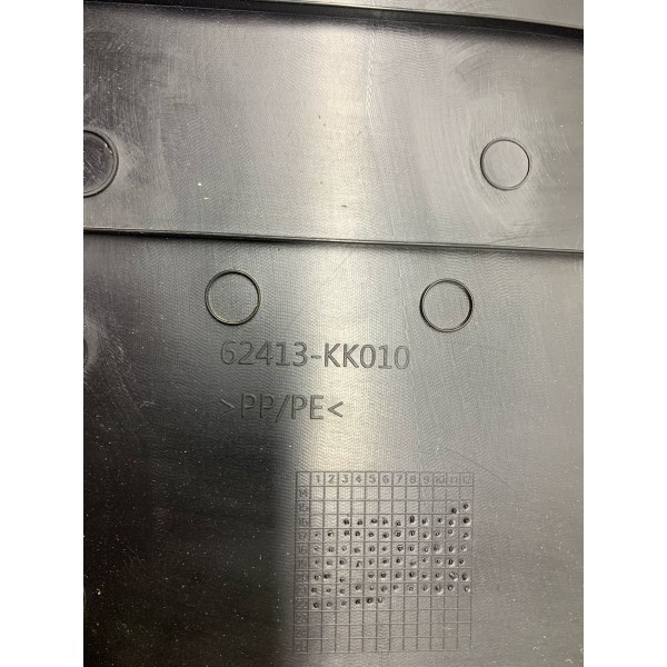 Acabamento Coluna Dian/direita Toyota Hilux Srx 2022