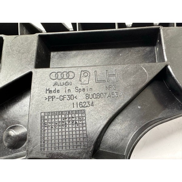 Guia Para Choque Traseiro Esquerdo Audi Q3 2014 4681
