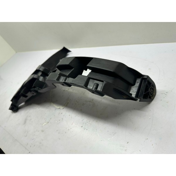 Guia Para Choque Traseiro Esquerdo Audi Q3 2014 4681