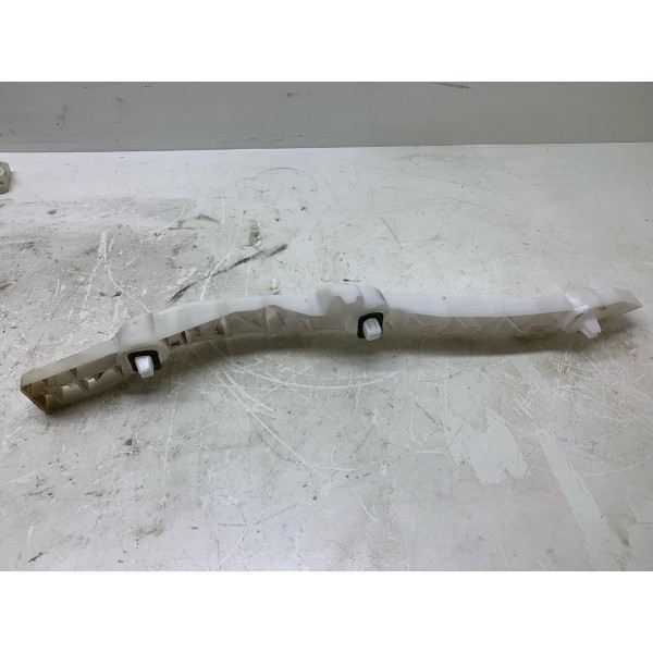 Guia Parachoque Tras/esquerdo Nissan Kicks Exclusive 2022