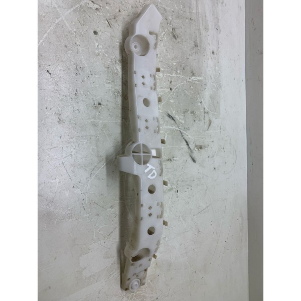 Guia Parachoque Tras/direito Nissan Kicks Exclusive 2022