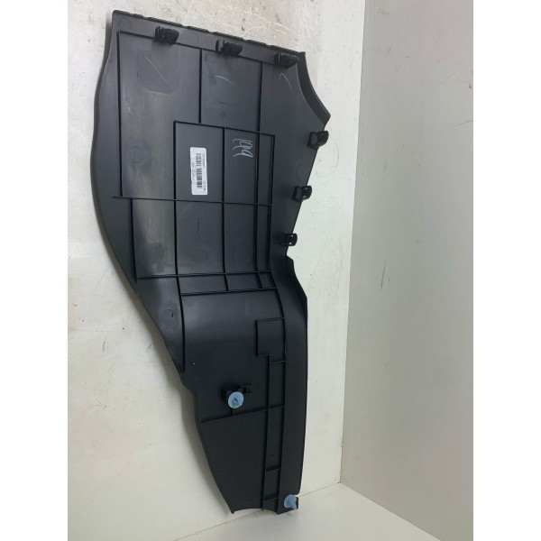 Acabamento Lateral Nissan Kicks Exclusive 2022