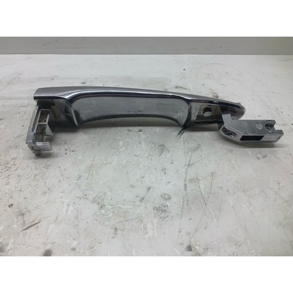 Maçaneta Porta Traseira Direita Nissan Kicks Exclusive 2022 Traseira