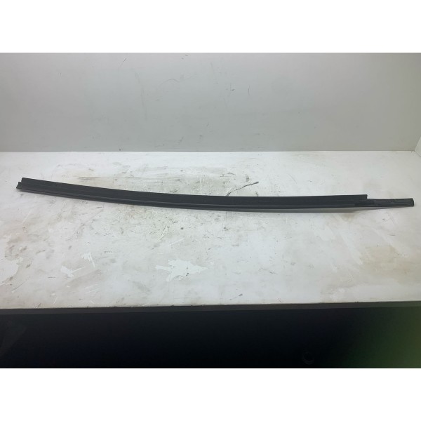 Pestana Externa Nissan Kicks Exclusive 2022 Preto