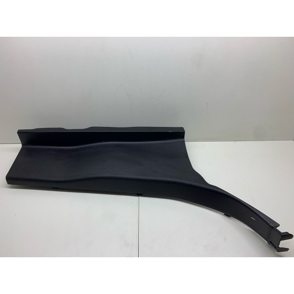 Acabamento Coluna Traseira Direita Toyota Hilux Srx 2022