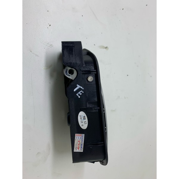 Maçaneta Interna Tras/esquerda Jac T50 2022 Traseira