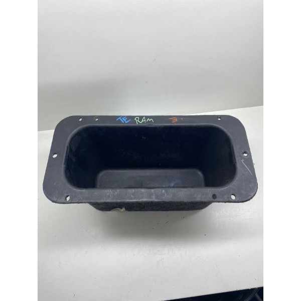 Porta Objeto Assoalho Traseiro Esquerdo Dodge Ram 2500 2012