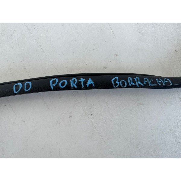 Borracha De Porta Dianteira Direita Kia Cerato 2014 4945