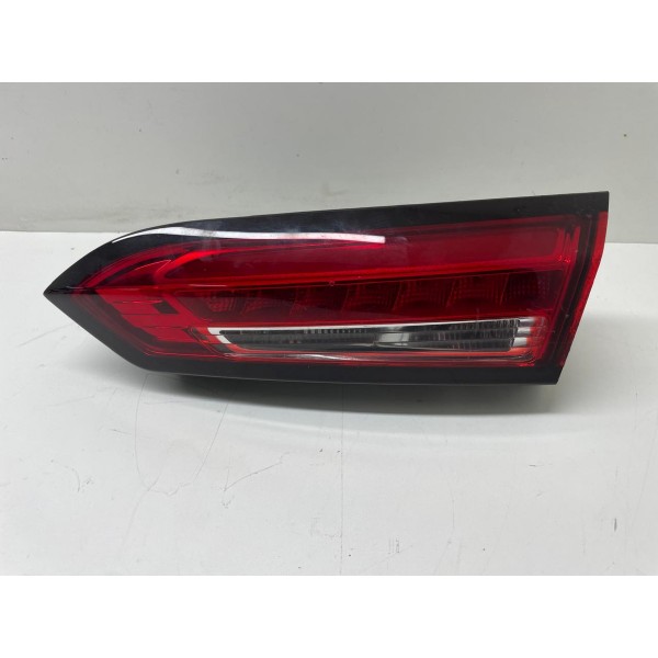 Lanterna Tampa Traseira Direita Fiat Cronos 2022 Direito Vermelho