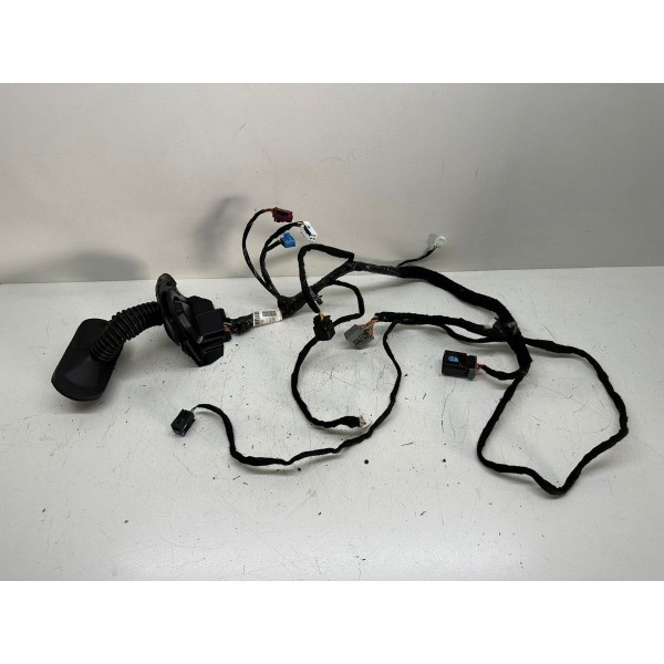 Chicote Da Porta Dianteira Esquerda Dodge Journey 2013 3981